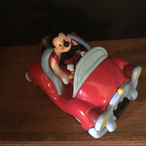 Vintage Disney Mickey Mouse pull back, convertible red car. California Mickey - Picture 5 of 12